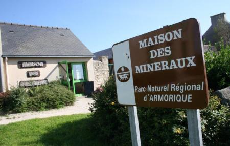 Maison Des Mineraux Image