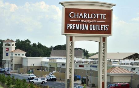 Charlotte Premium Outlets Image