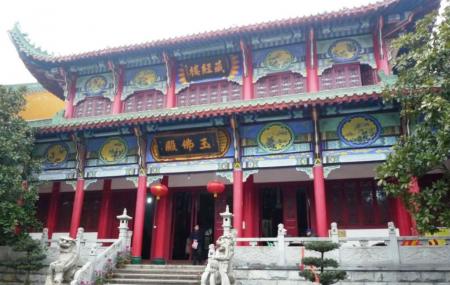 Baotong Temple And Hongshan Tower, Wuhan | Ticket Price | Timings ...