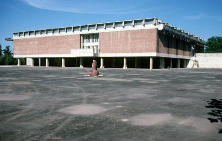 The Chandigarh Museum & Art Gallery Image