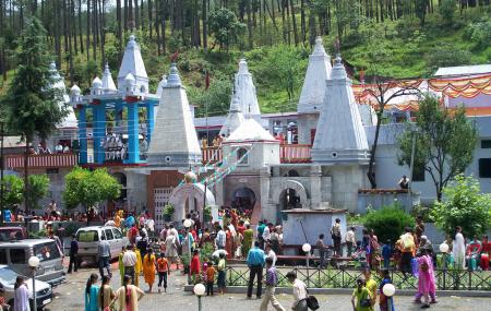 Binsar Mahadev Mandir Image