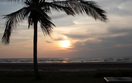 Luak Esplanade Image