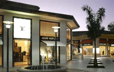 Louis Vuitton Maui Wailea store, United States