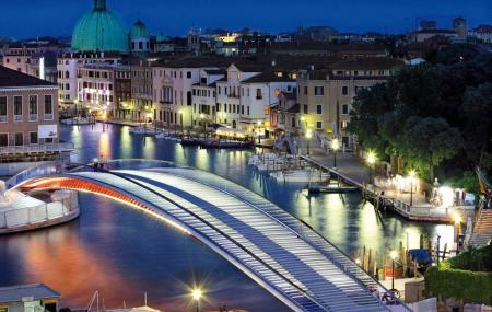 Constitution Bridge Image