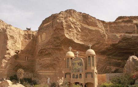 Cave Church Image