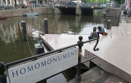 Homomonument Image