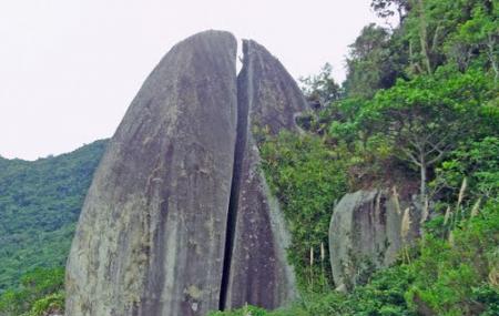 Pedra Do Ovo Image