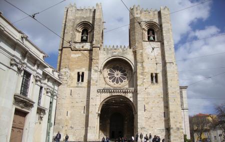 Lisbon Cathedral Image