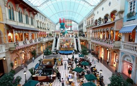 Mercato Shopping Mall Image