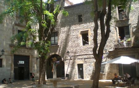 Placa De Sant Felip Neri Image