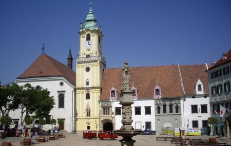 Old Town Hall Image