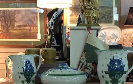 The Crazy Daisy Antique Mall Image