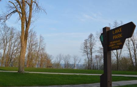 Lake Park Image