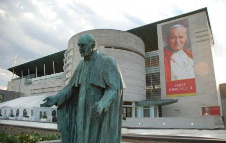 Saint John Paul I I National Shrine Image