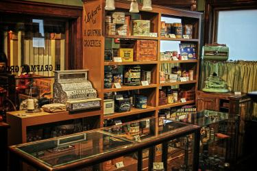 Chudnow Museum Of Yesteryear Image