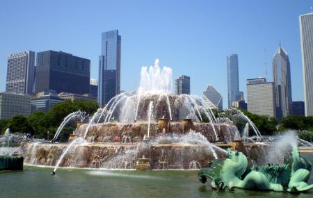 Buckingham Fountain Chicago Ticket Price Timings Address Buckingham Fountain Chicago Ticket