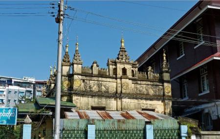 Sein Yaung Chi Pagoda Image