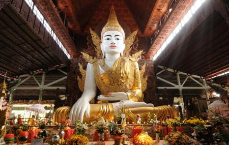Nga Htat Gyi Buddha Temple Image