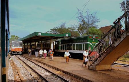 Yangon Circular Train Image