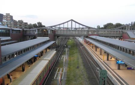 Berlin Gesundbrunnen Station Image