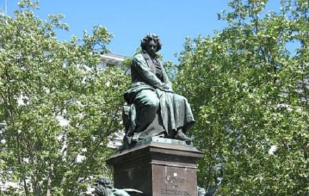 Beethoven Statue Image