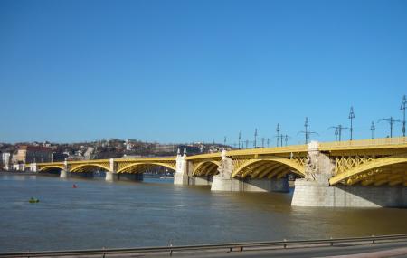 Margaret Bridge Image