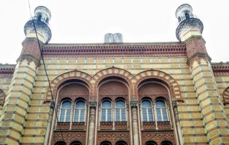 Rumbach Street Synagogue Image