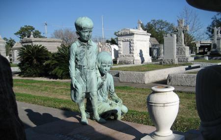 Metairie Cemetery Image
