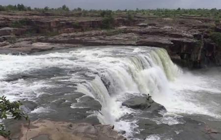 Sultan Garh Fall Image