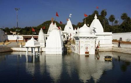 Narmada Udgam Temple Image