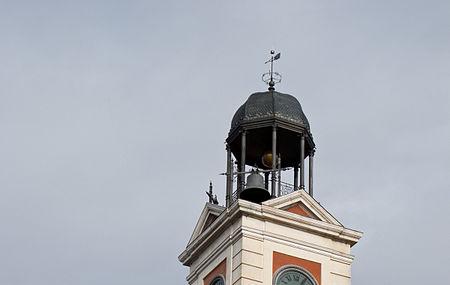 Reloj De La Comunidad De Madrid Image