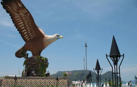 Tugu helang langkawi