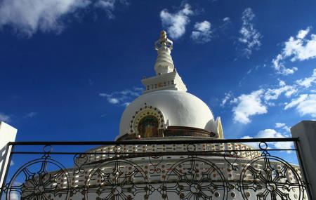 Shanti Stupa Image