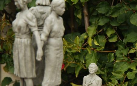 Steven Whytes Sculpture Studio And Gallery Image