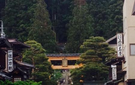 Sakurayama Hachiman-gu Shrine Image