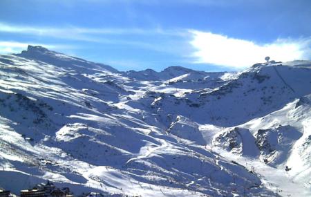 Sierra Nevada Ski Station Image