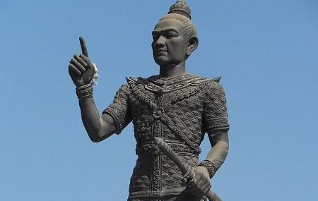 Chao Fa Ngum Statue Image
