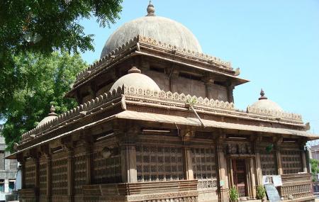 Rani Sipri's Mosque Image