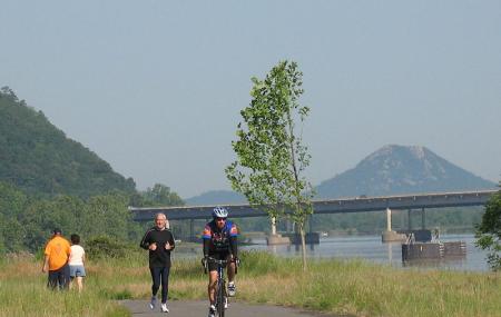 arkansas river bike trail