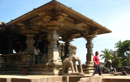 Thousand Pillars Temple Mandapam Image