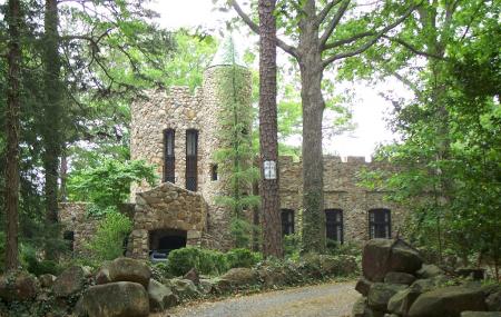 Gimghoul Castle Image