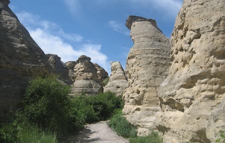 Writing-on-stone Provincial Park Image
