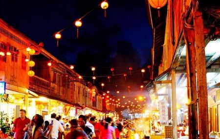 Siniawan Night Market Image
