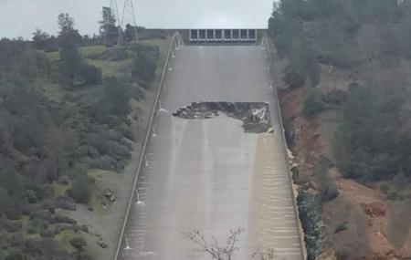 Oroville Dam Image