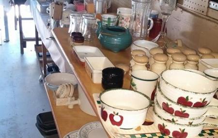 Flamingo Island Flea Market Image