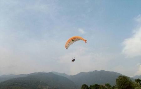 Billing Paragliding Image