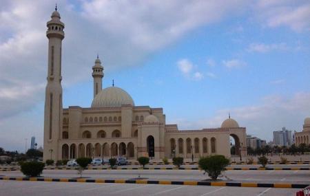 Al Fateh Grand Mosque Image