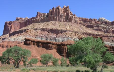 Capitol Reef National Park Visitor Center Image