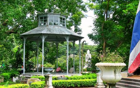 Saranrom Park Image