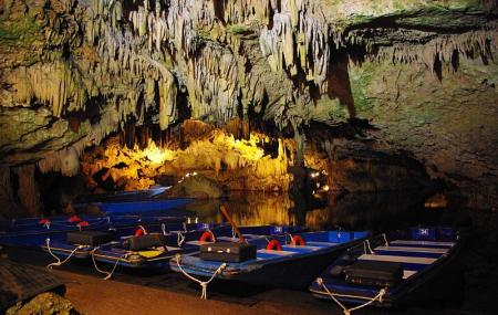 Caves Of Diros Image